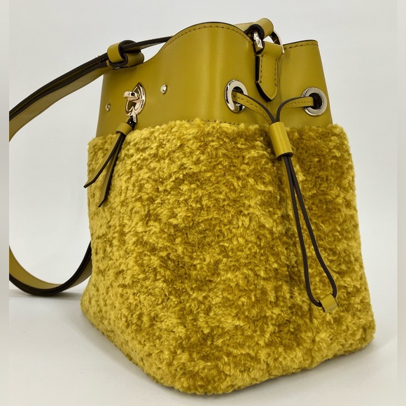 KATE SPADE Green Marti Bucket Bag - Picture 2 of 12